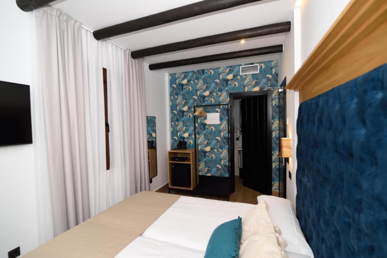 Hostal Rural Santa Habitaciones Aldea DЭль-Росио Экстерьер фото